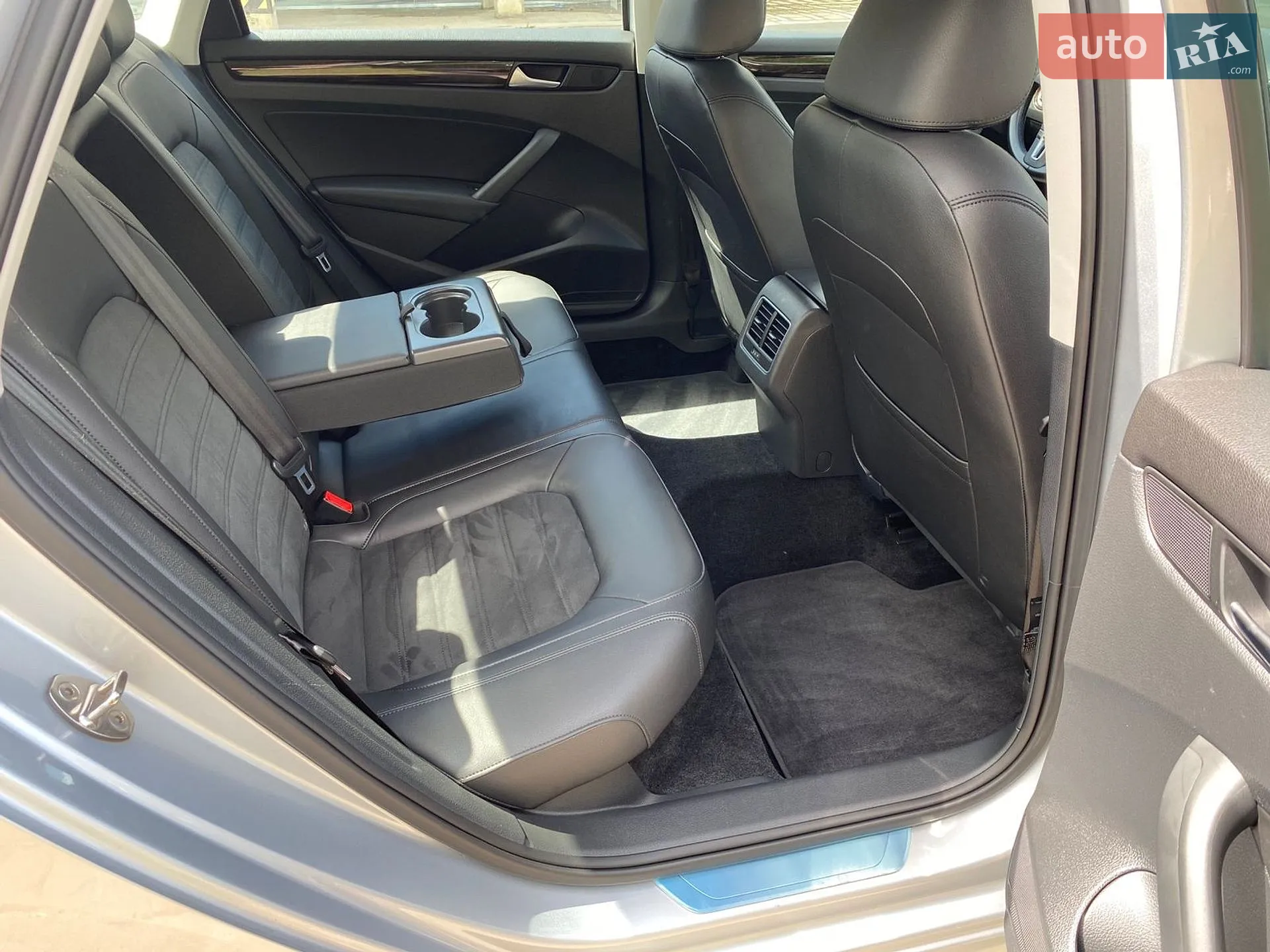 2015 Volkswagen Passat - мініатюра 28