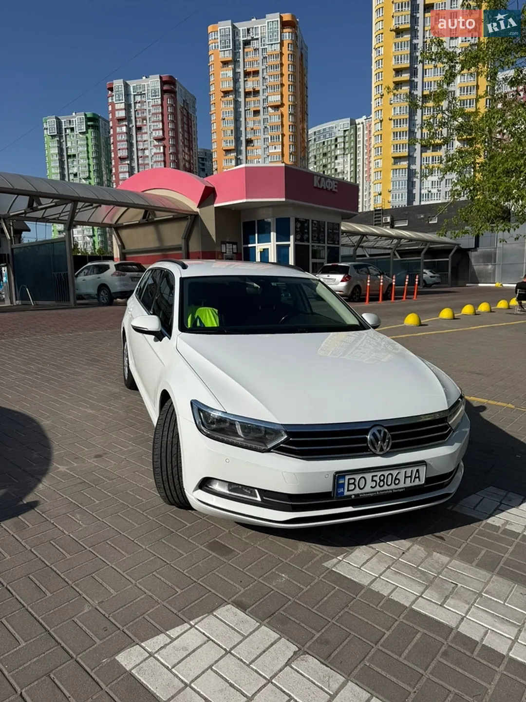 2017 Volkswagen Passat - мініатюра 2