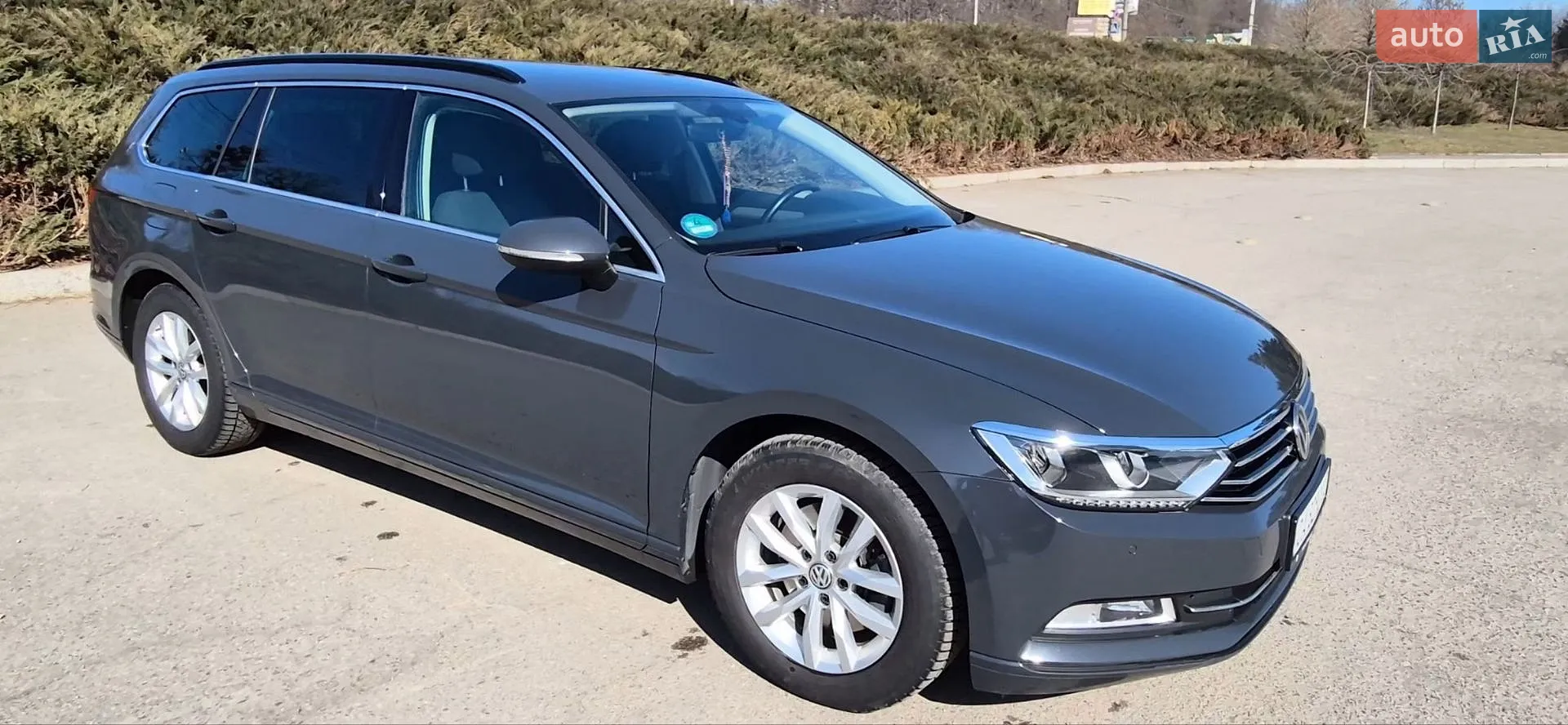 2019 Volkswagen Passat - мініатюра 2