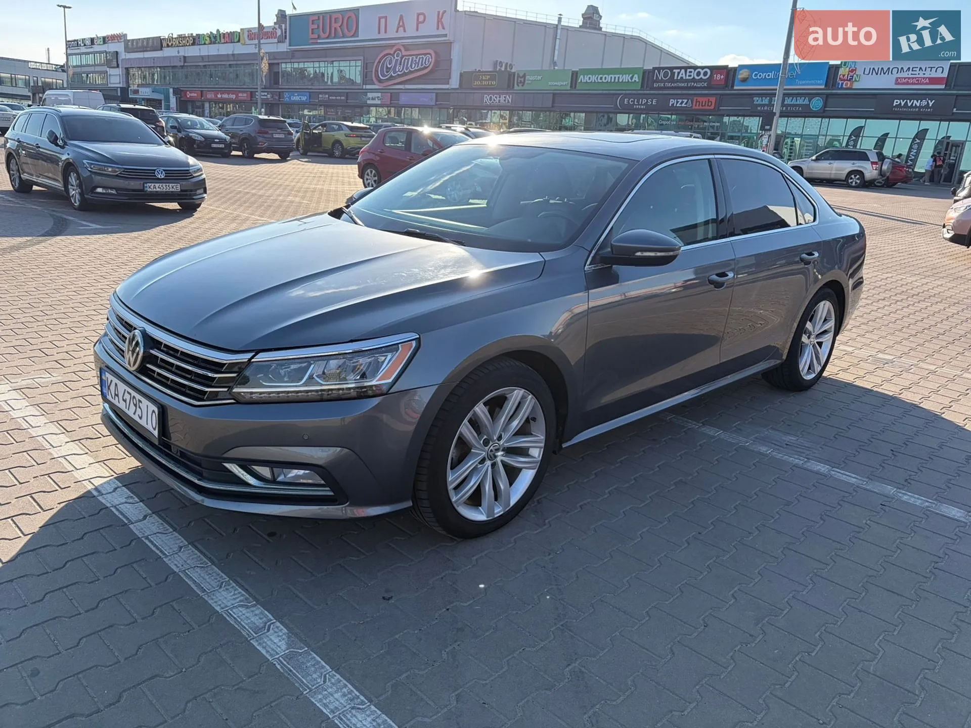 2018 Volkswagen Passat - мініатюра 2