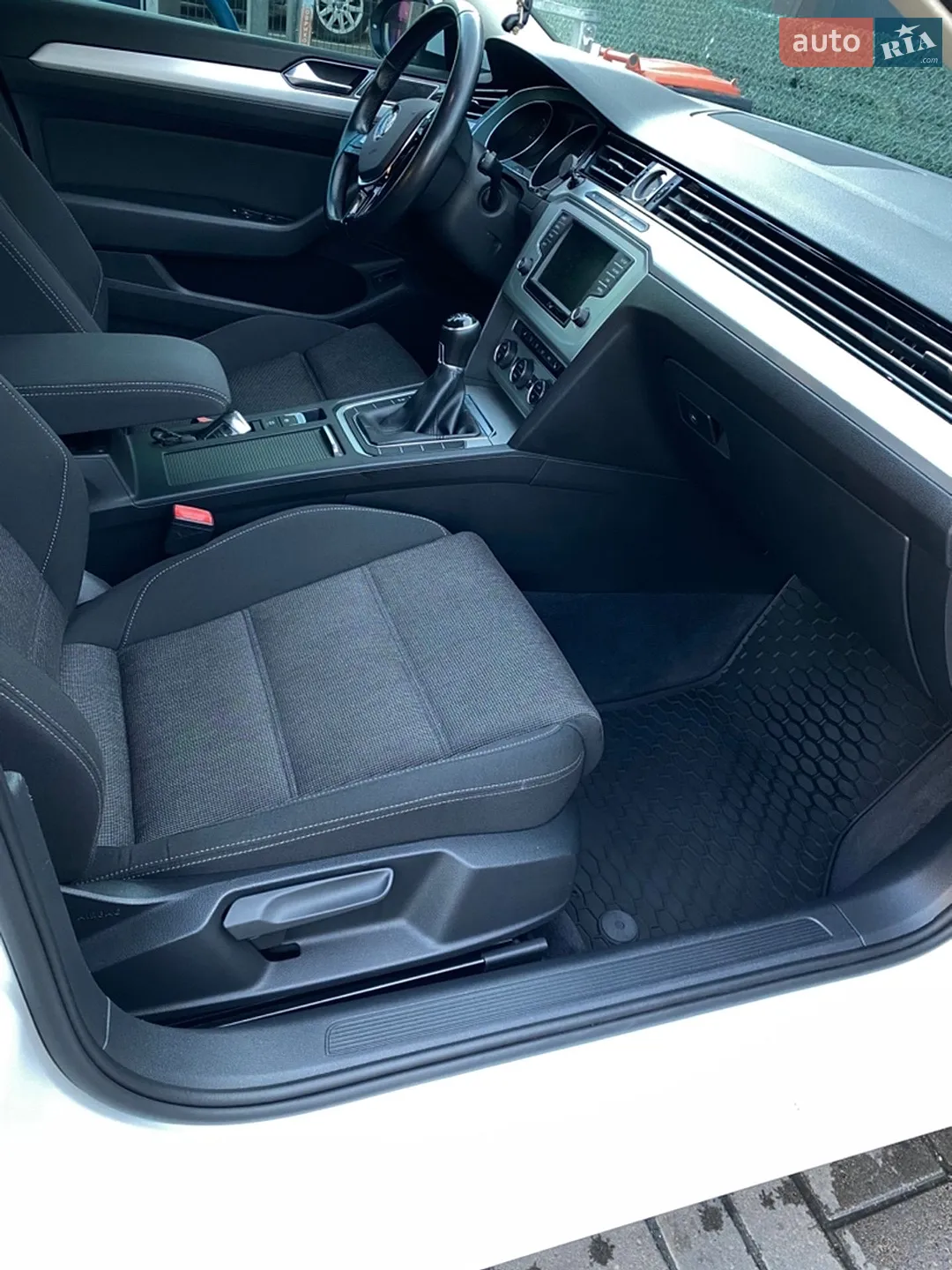 2015 Volkswagen Passat - мініатюра 20