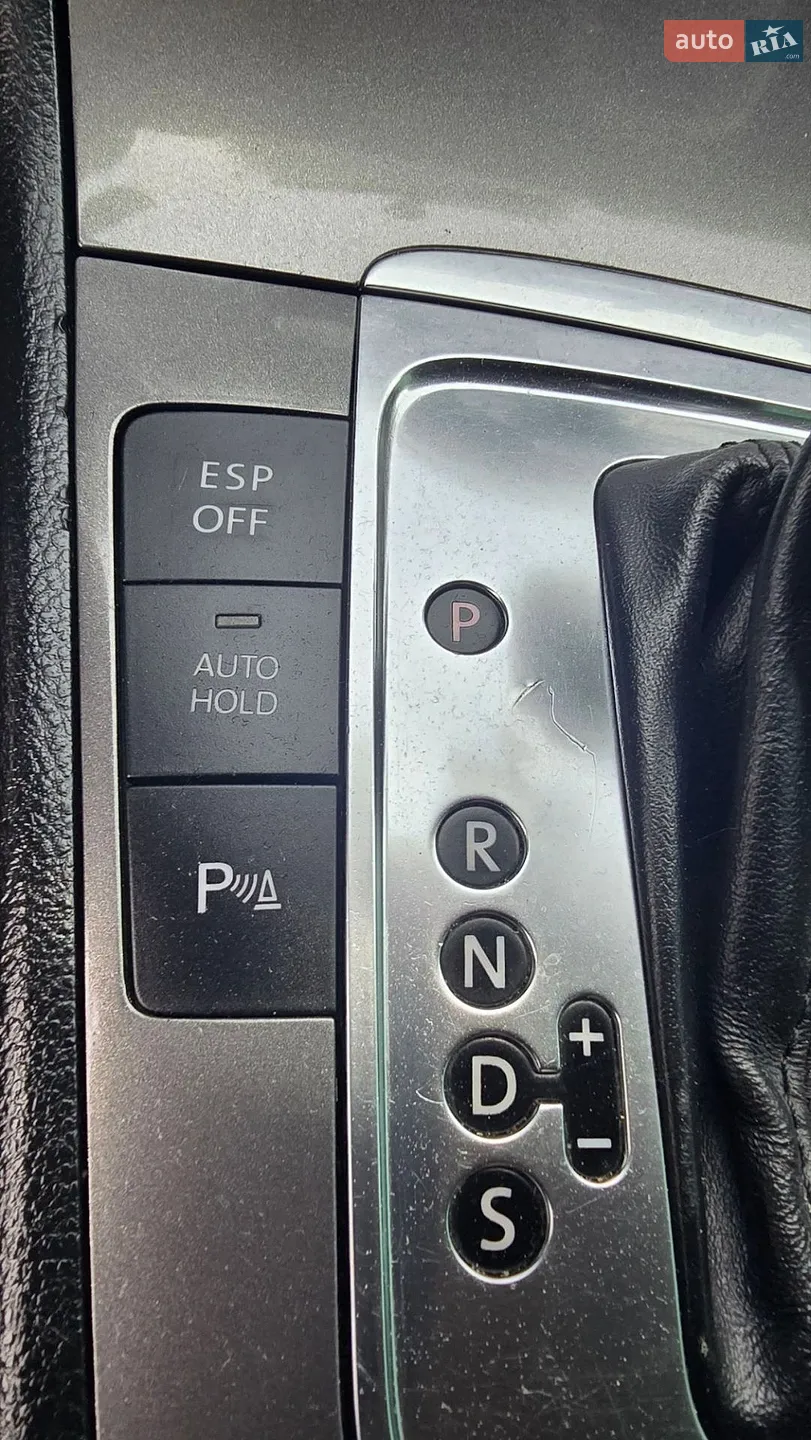 2010 Volkswagen Passat - мініатюра 37