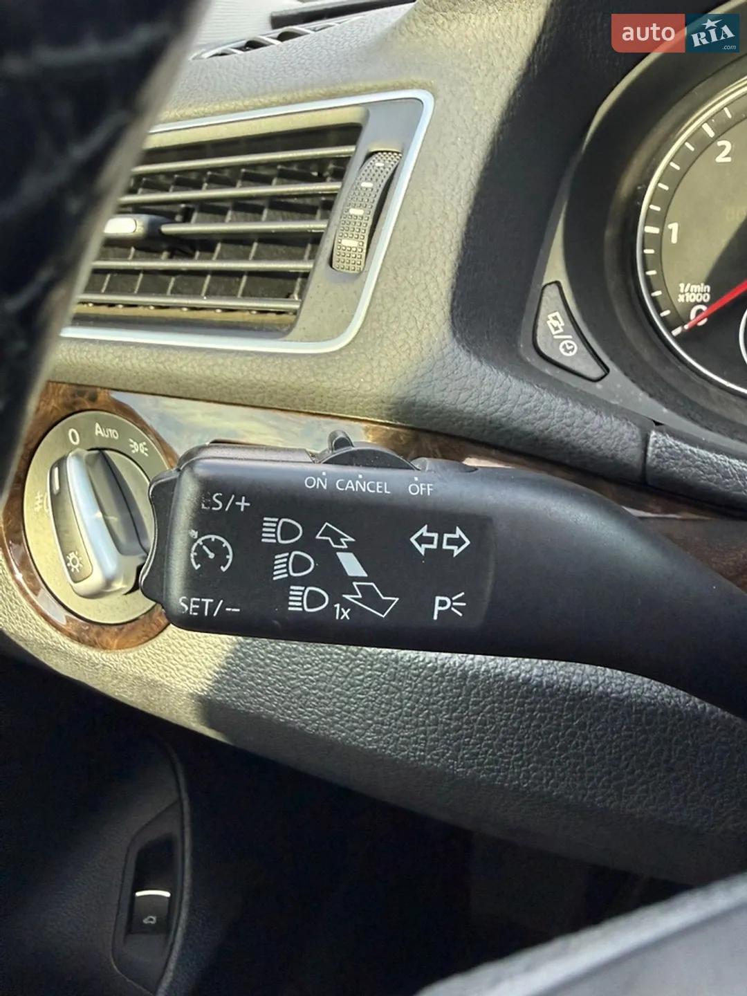 2014 Volkswagen Passat - мініатюра 40