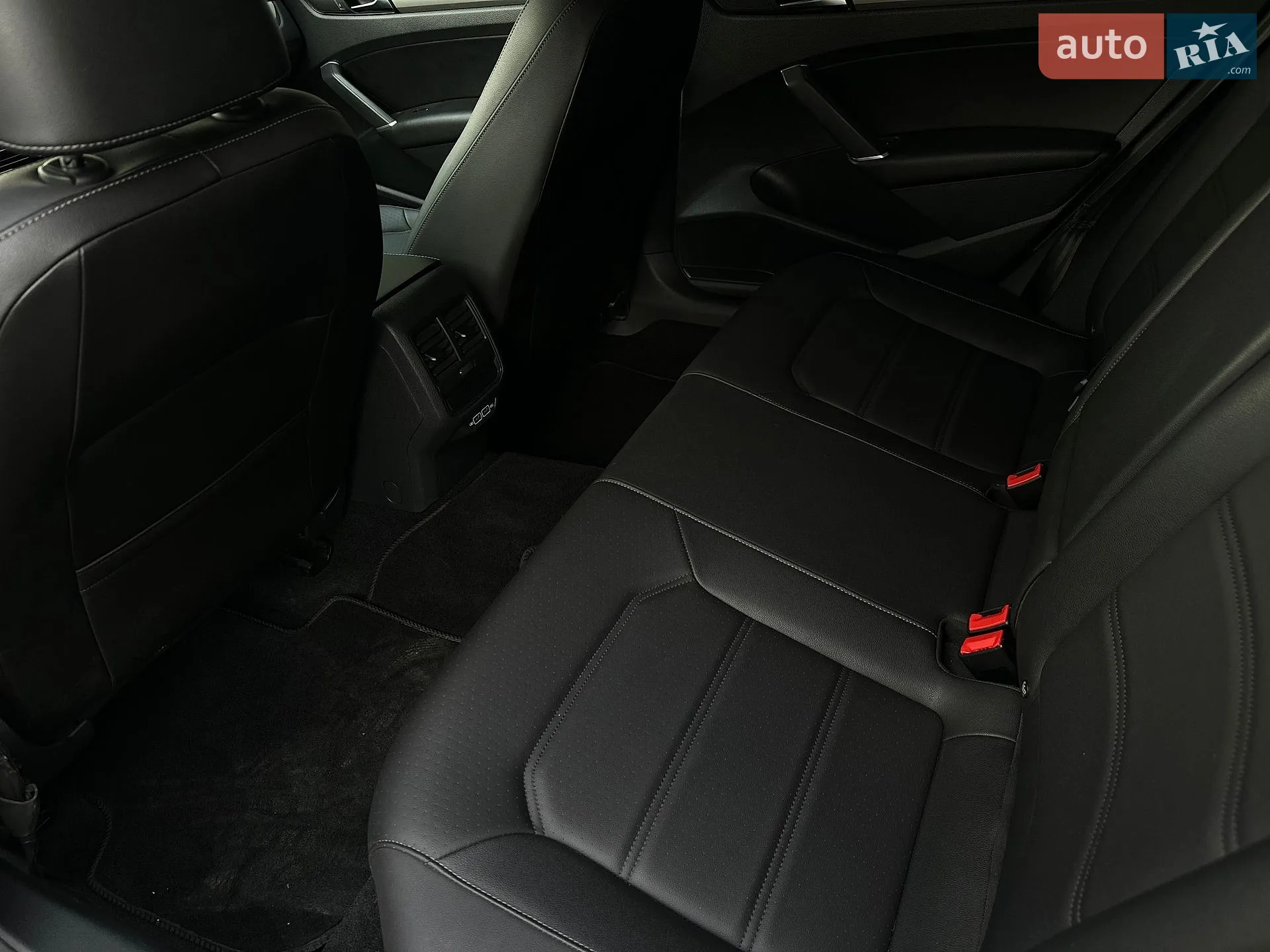 2020 Volkswagen Passat - мініатюра 35