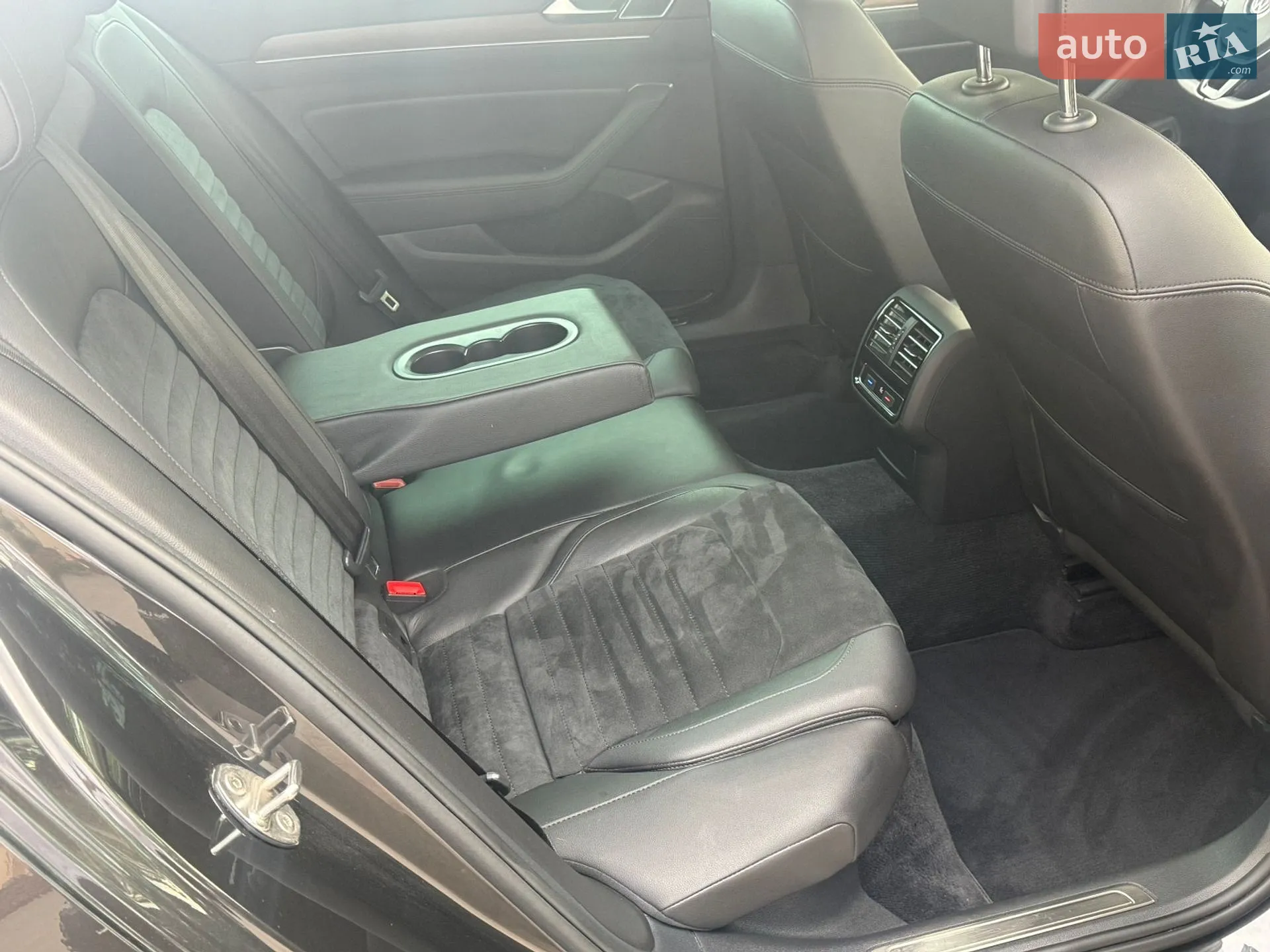 2017 Volkswagen Passat - мініатюра 45