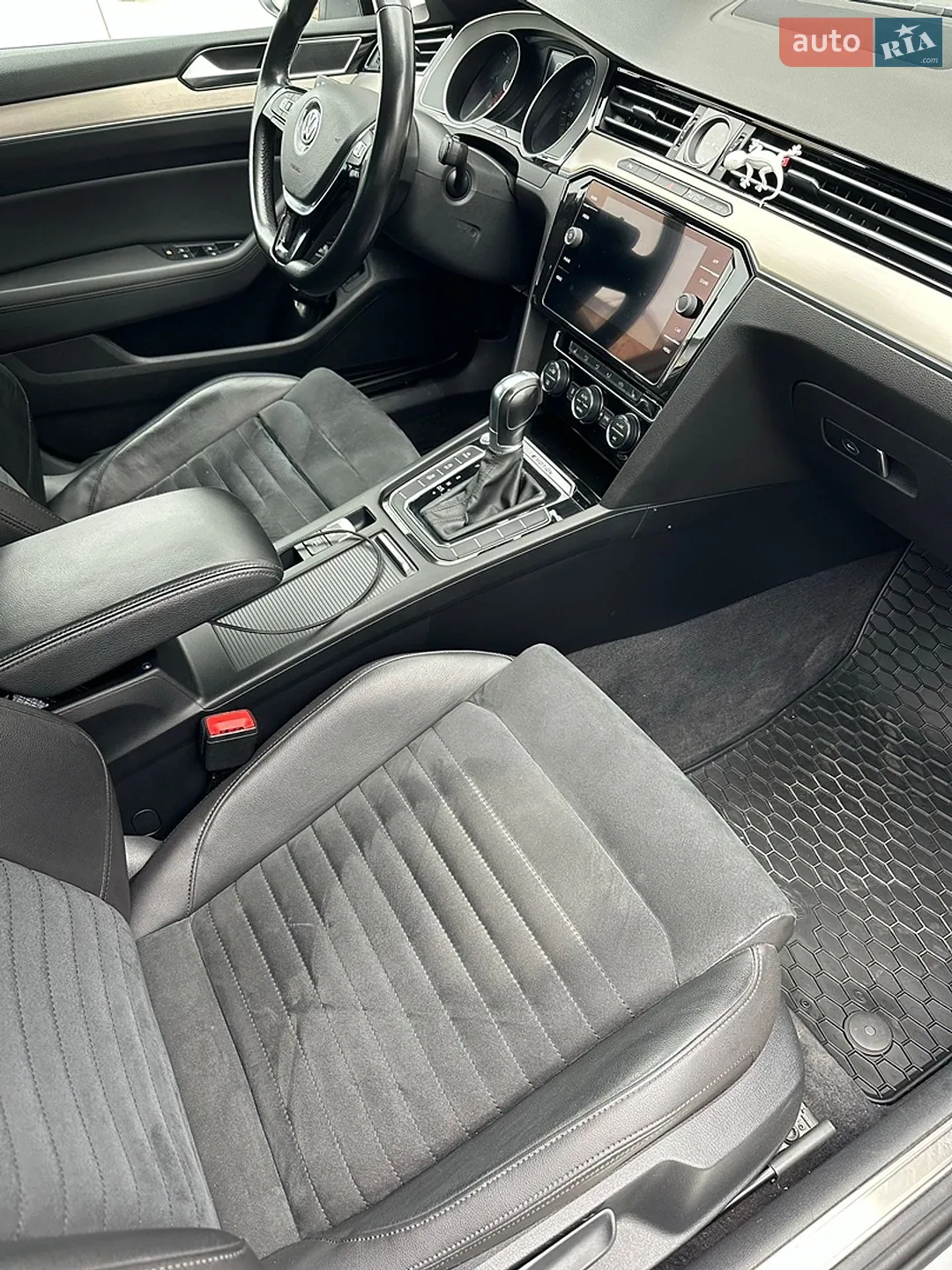 2015 Volkswagen Passat - мініатюра 28