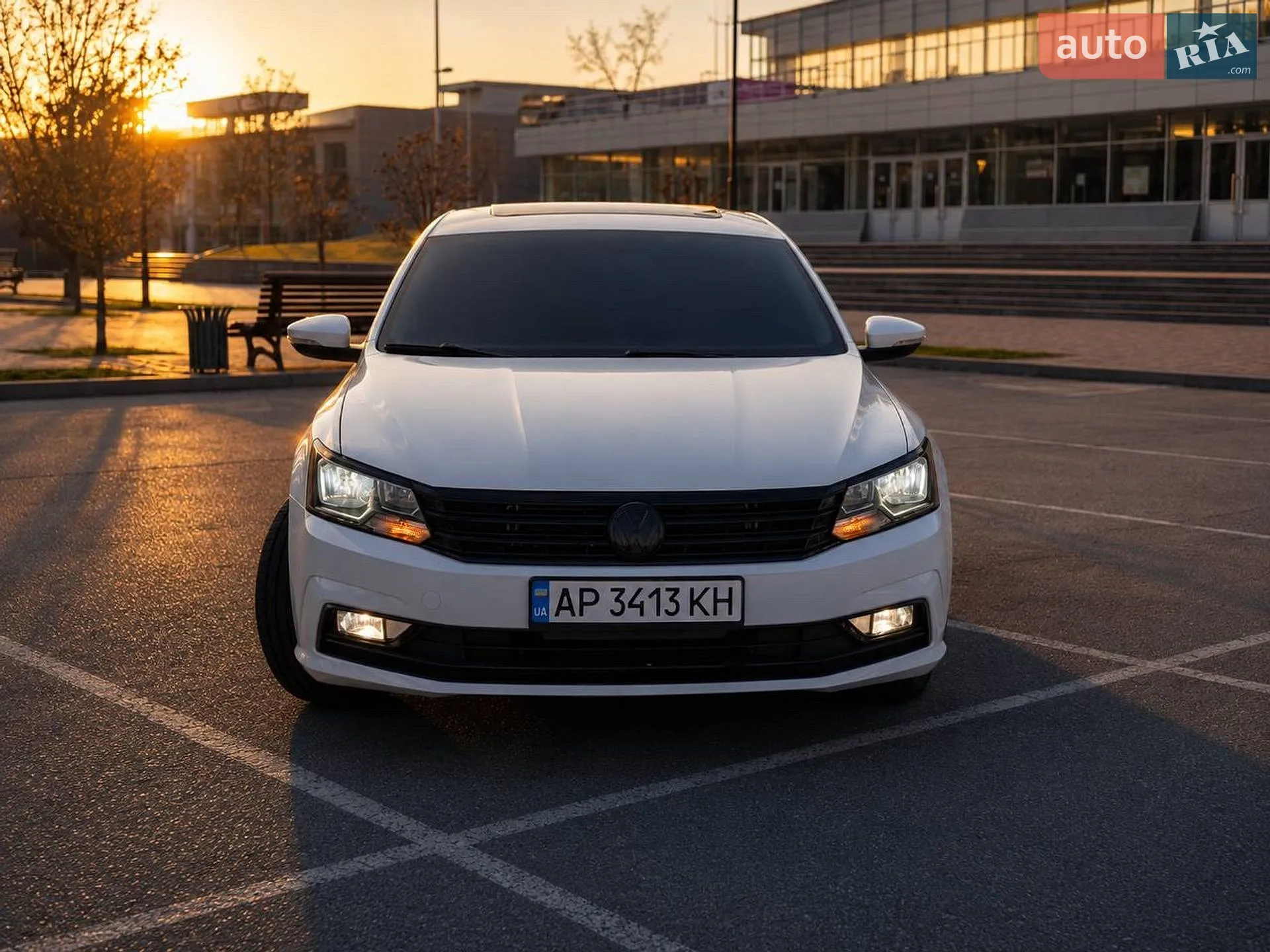 2018 Volkswagen Passat - мініатюра 2
