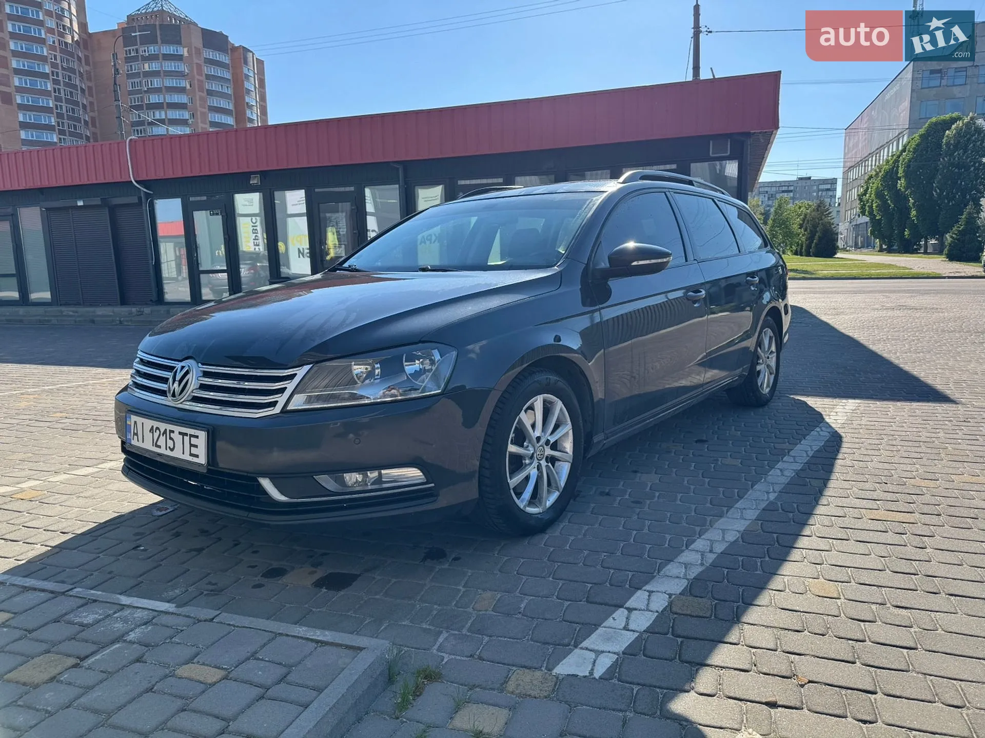 2011 Volkswagen Passat - мініатюра 2