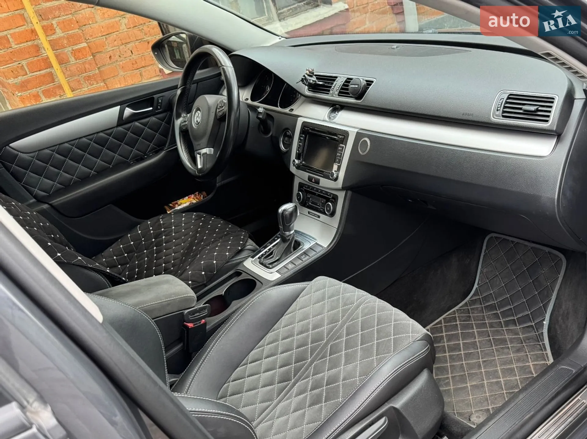 2011 Volkswagen Passat - мініатюра 8