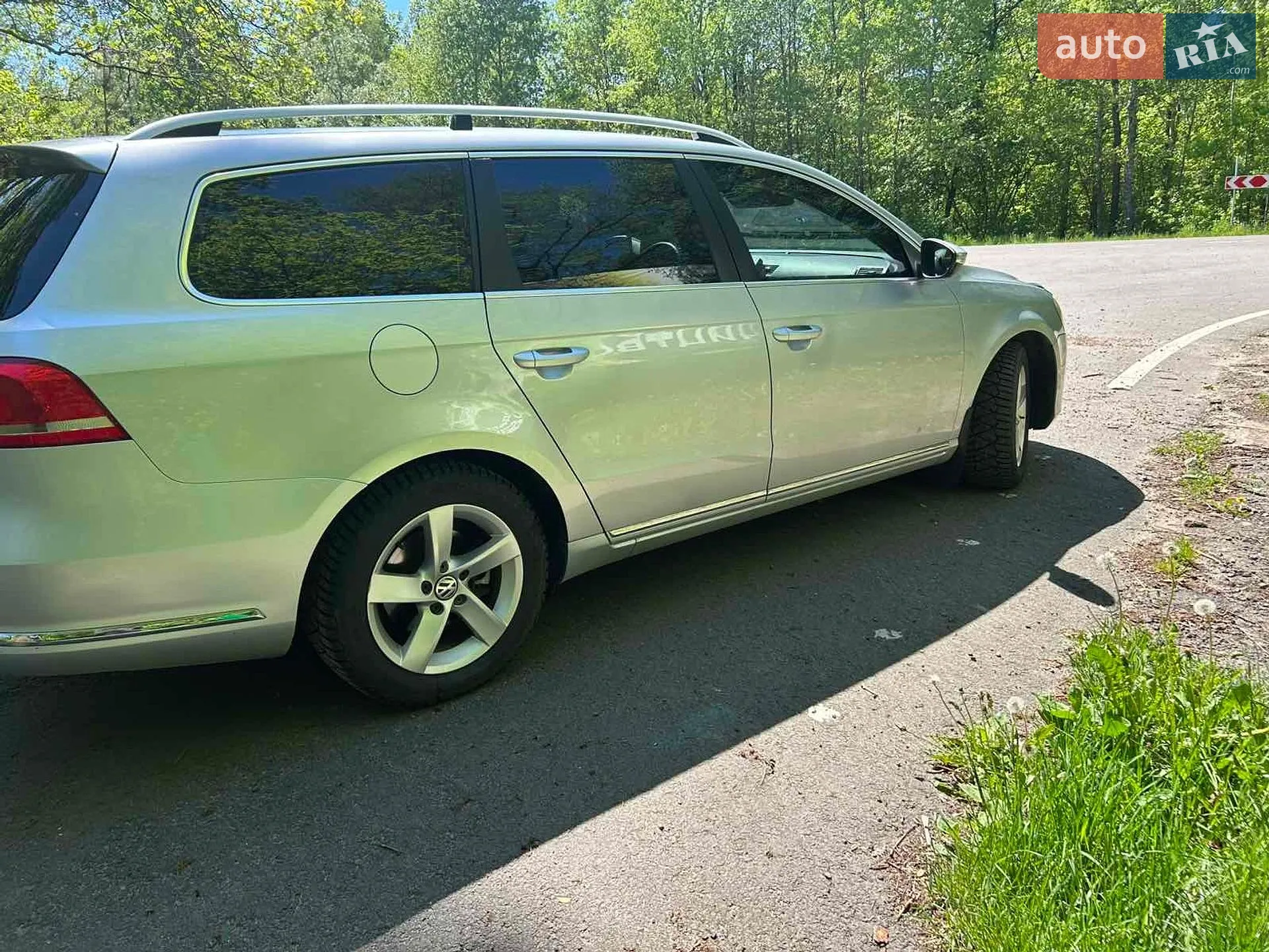 2010 Volkswagen Passat - мініатюра 15