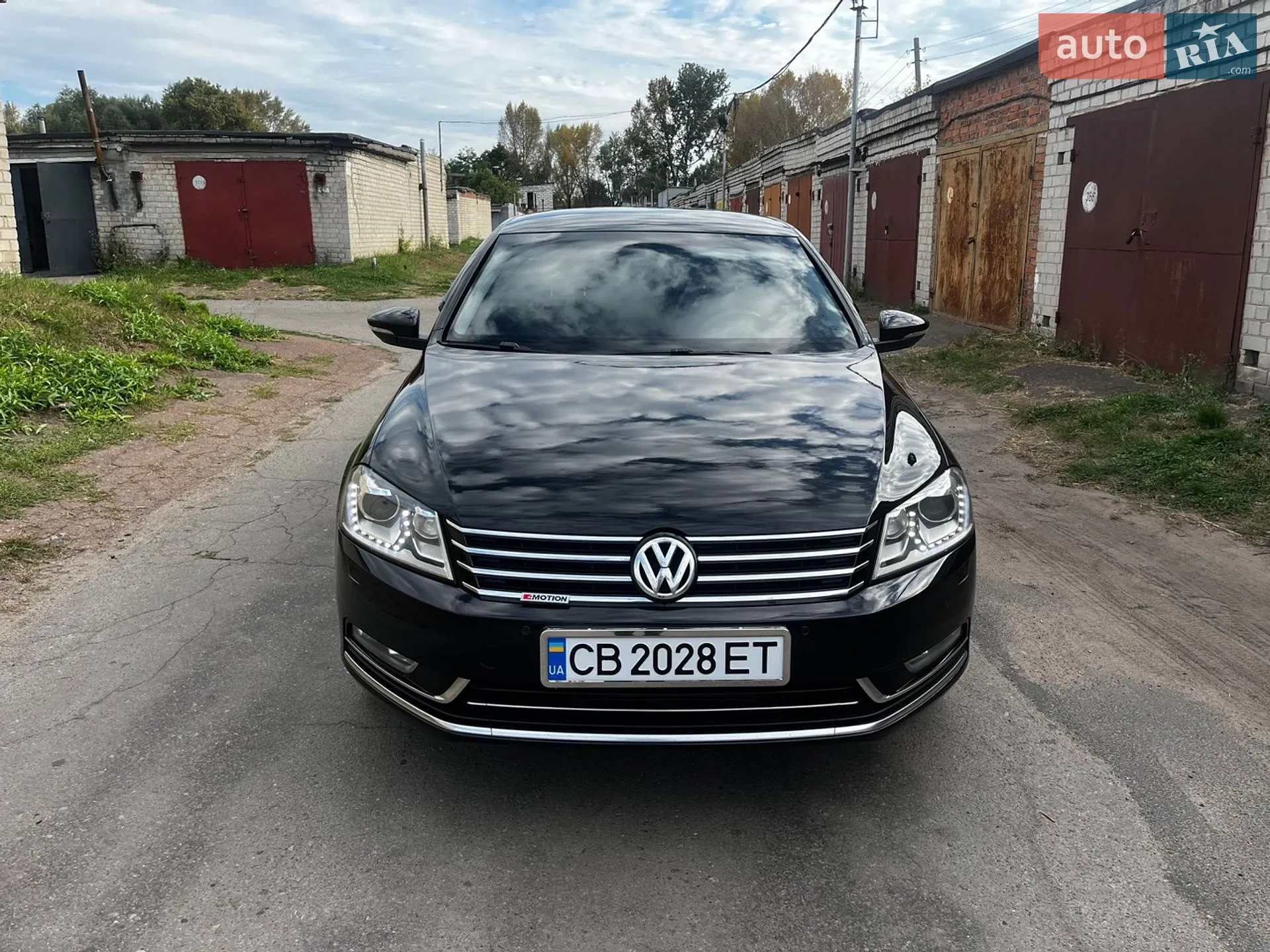 2011 Volkswagen Passat - мініатюра 3