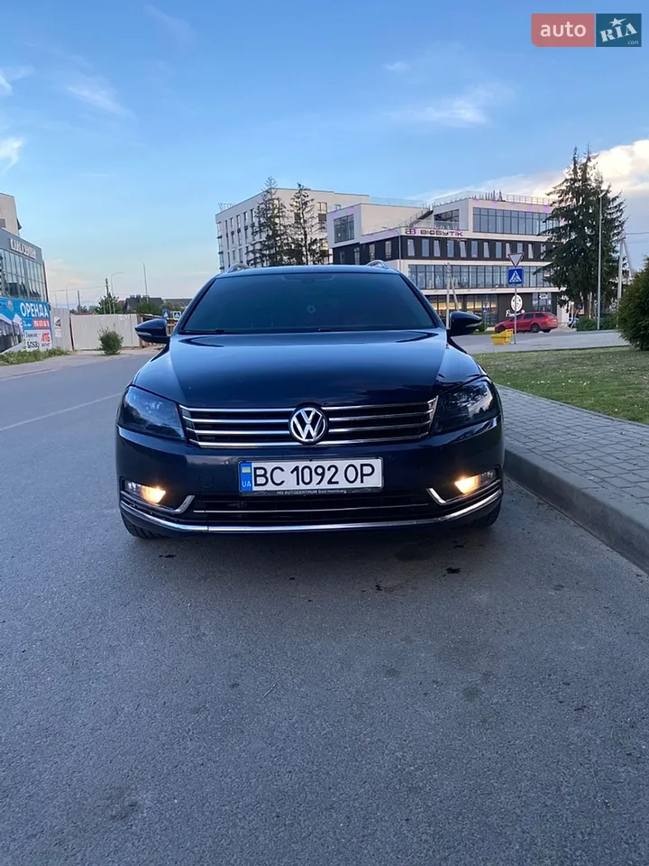 2011 Volkswagen Passat - мініатюра 32