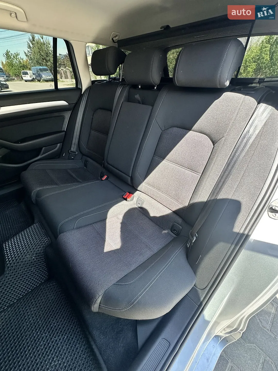 2015 Volkswagen Passat - мініатюра 17