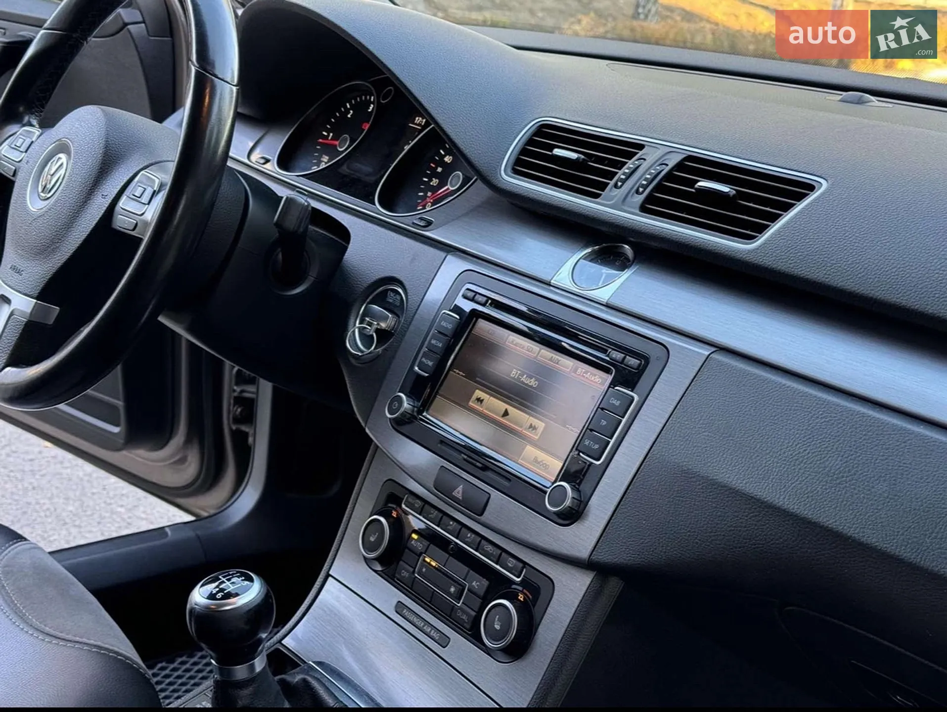 2011 Volkswagen Passat - мініатюра 19