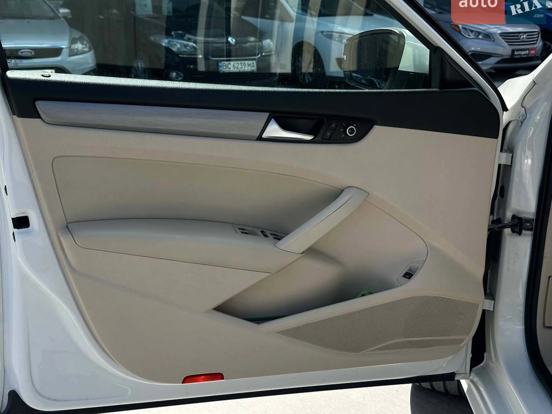 2013 Volkswagen Passat - мініатюра 13