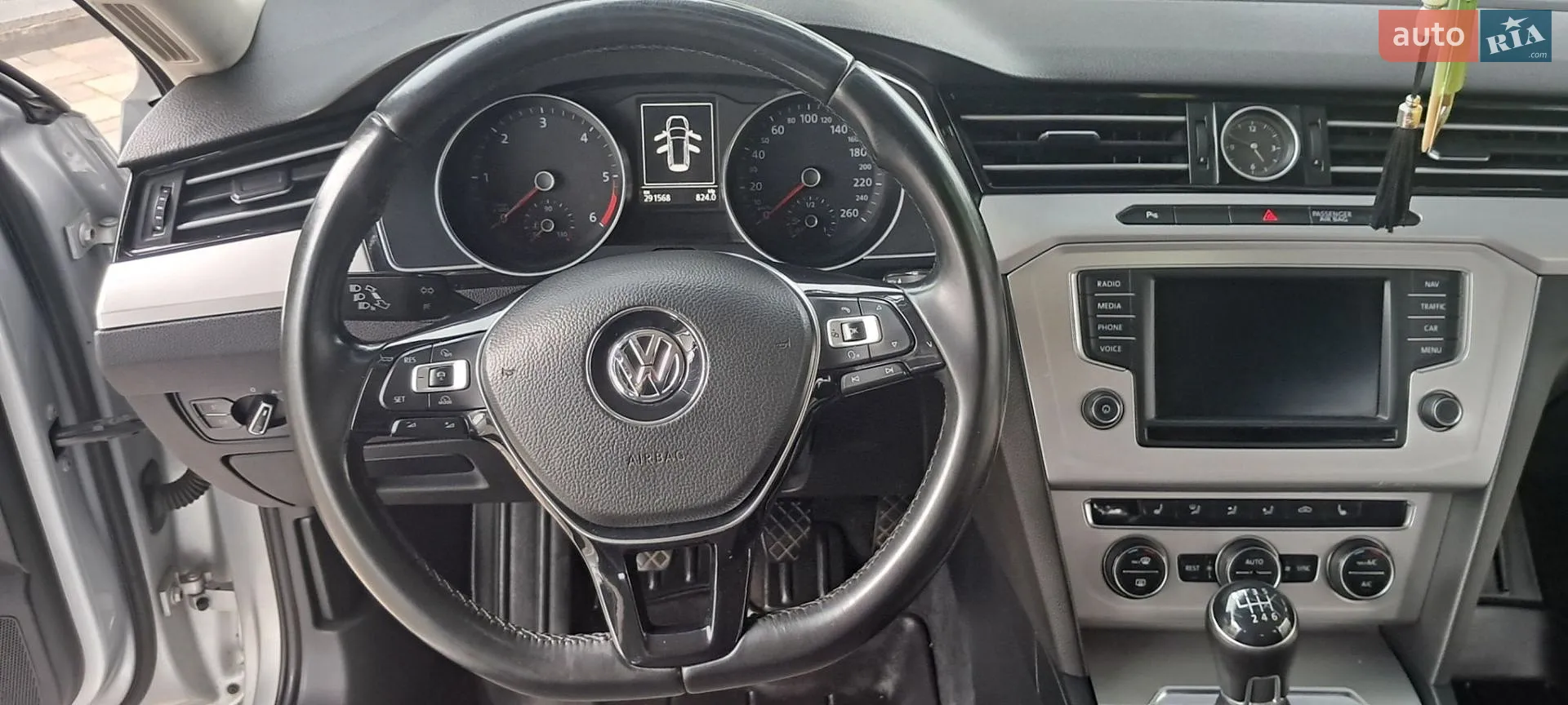 2015 Volkswagen Passat - мініатюра 16