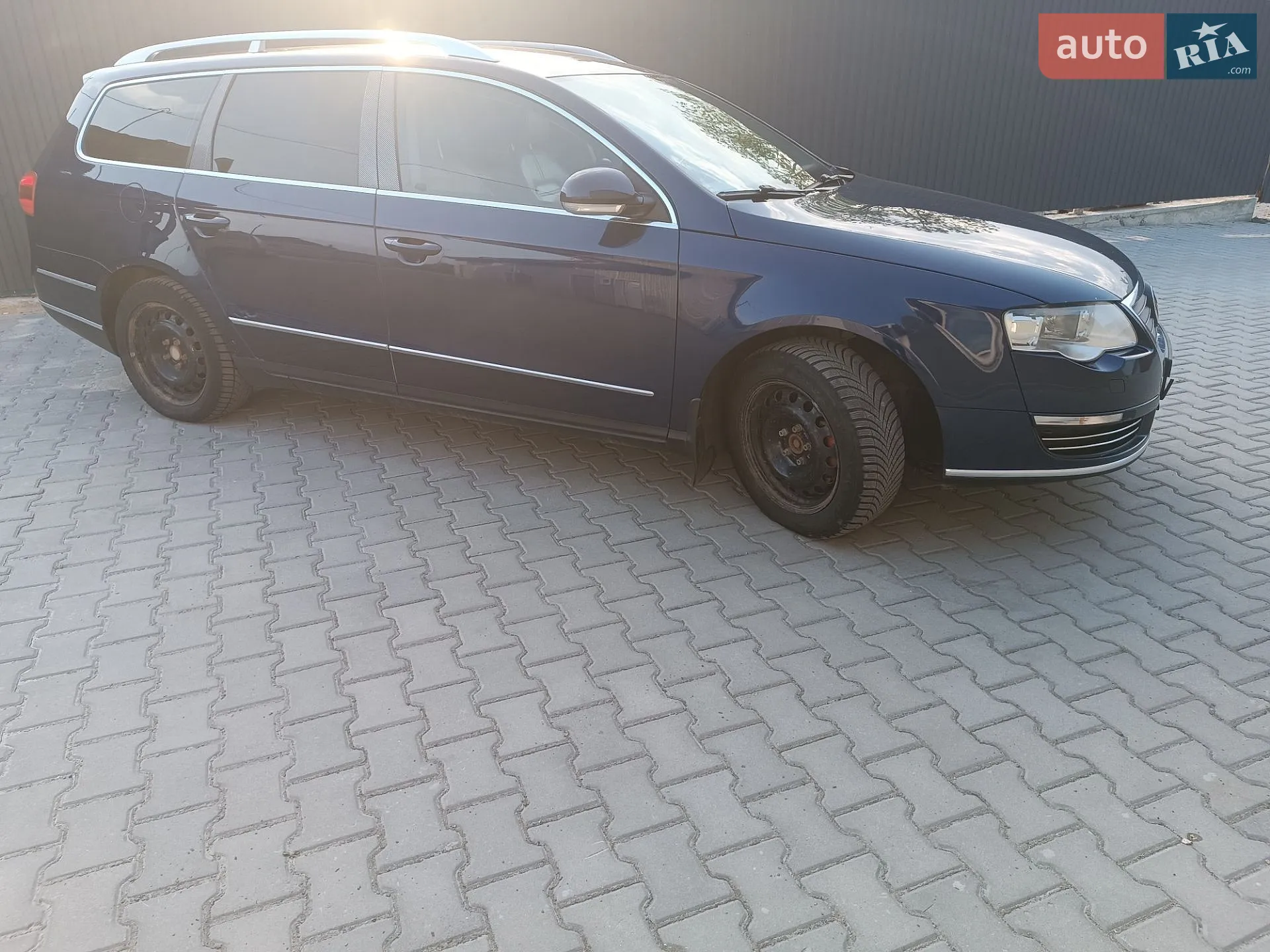 2010 Volkswagen Passat - мініатюра 6