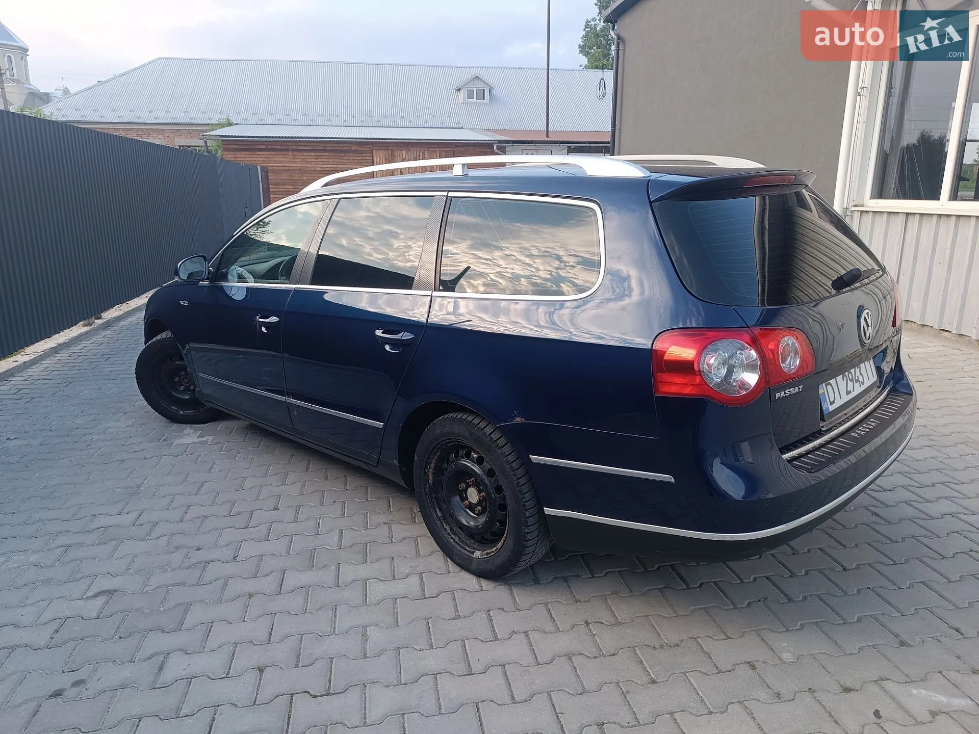 2010 Volkswagen Passat - мініатюра 14