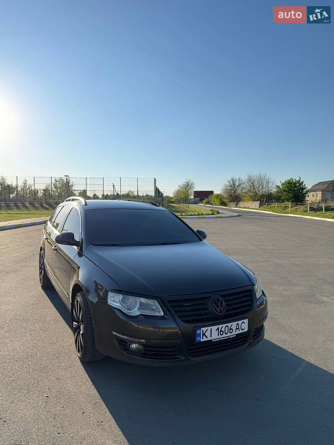 2010 Volkswagen Passat - мініатюра 2