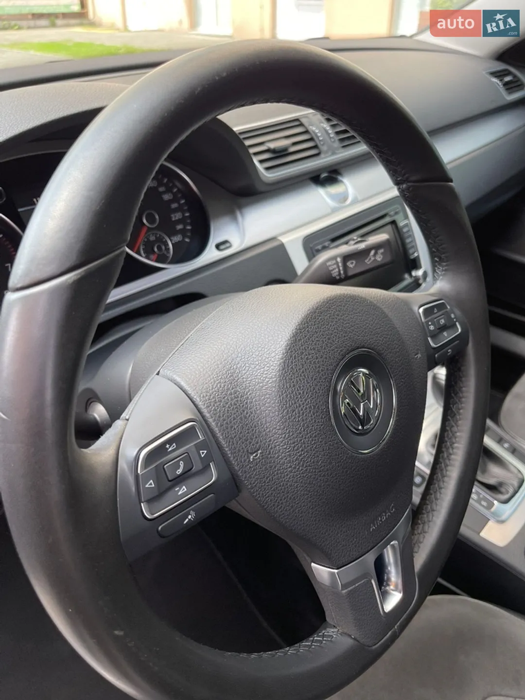2011 Volkswagen Passat - мініатюра 10