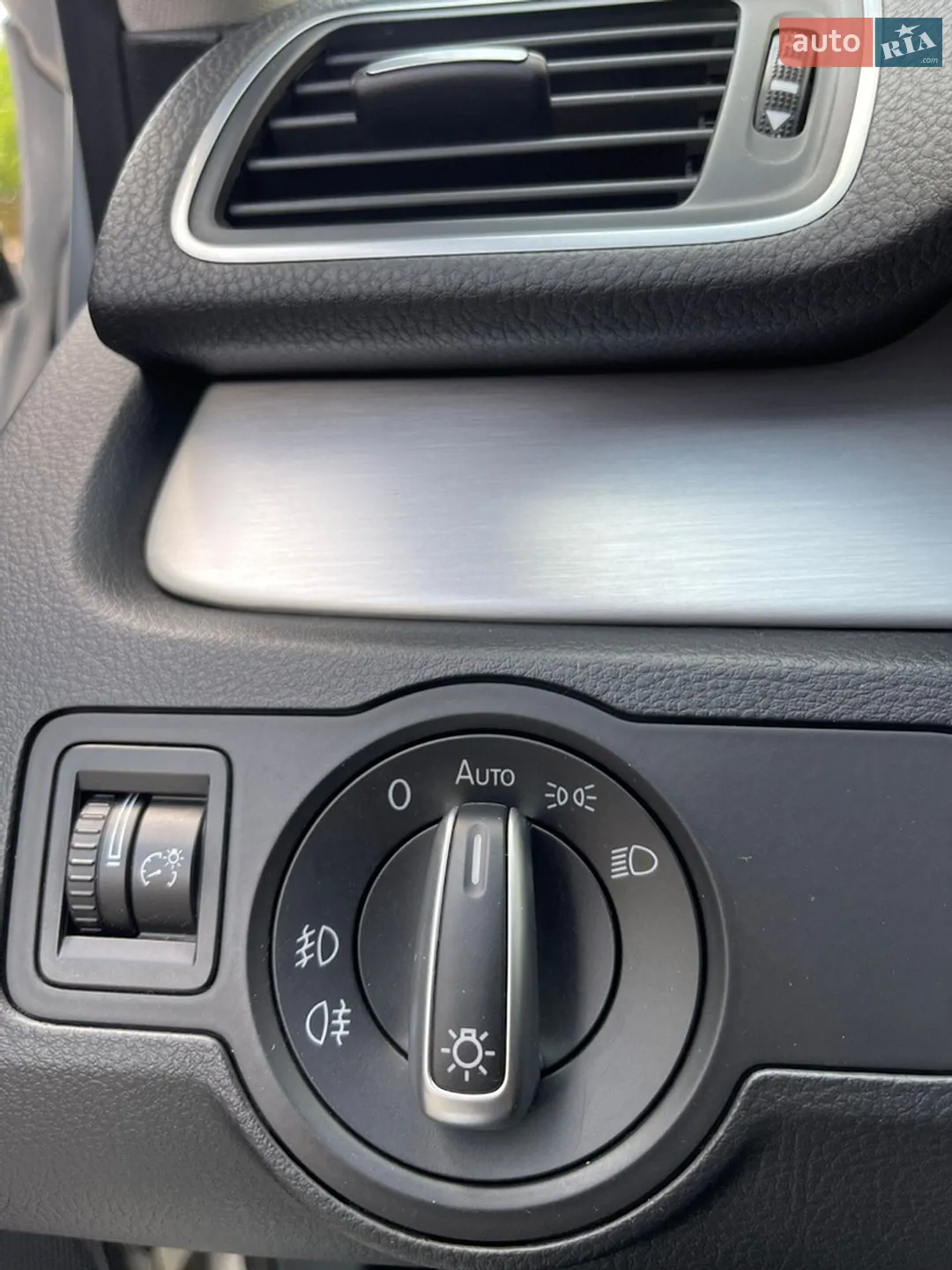 2011 Volkswagen Passat - мініатюра 15