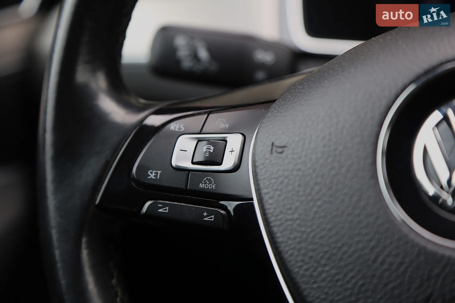 2016 Volkswagen Passat - мініатюра 18