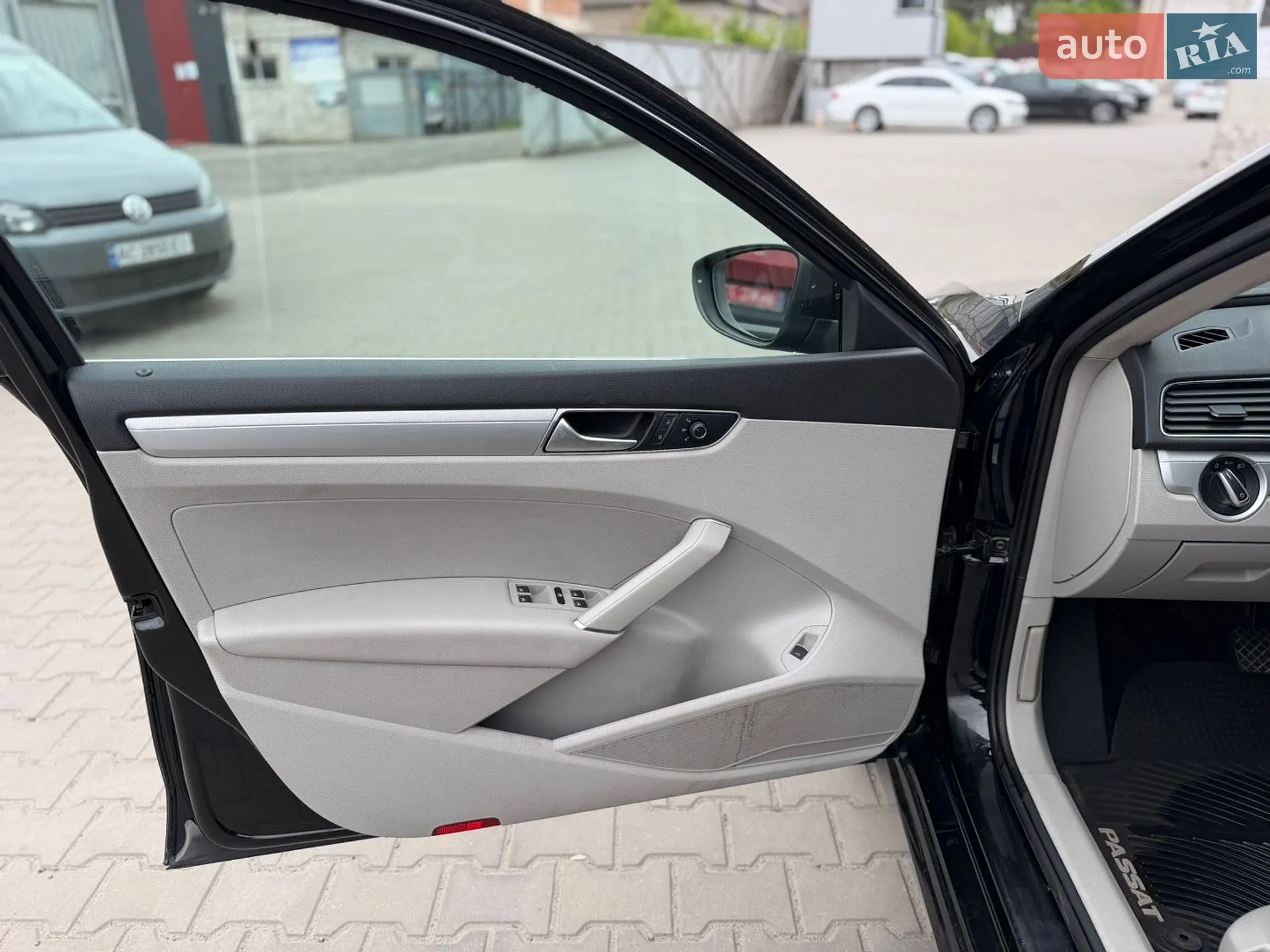 2015 Volkswagen Passat - мініатюра 13