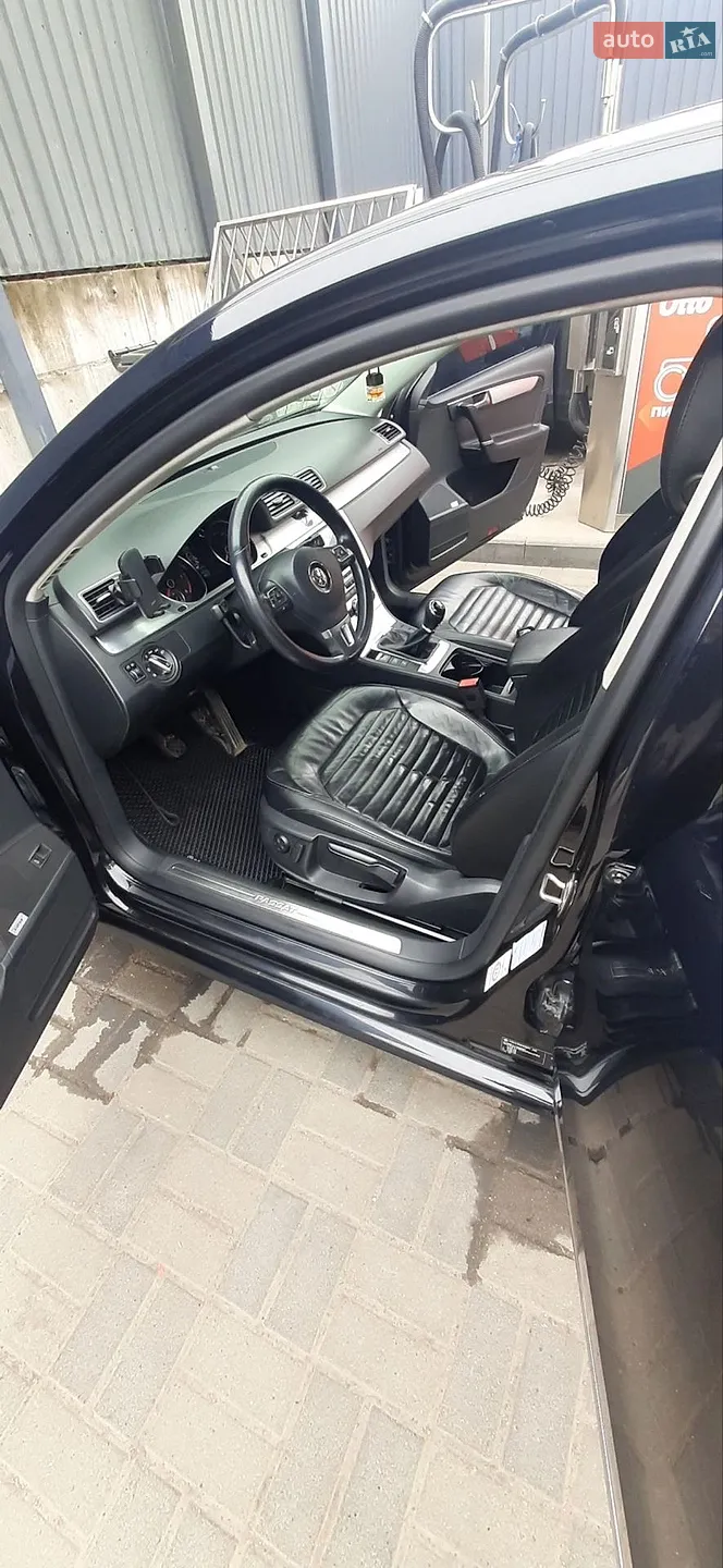 2012 Volkswagen Passat - мініатюра 9