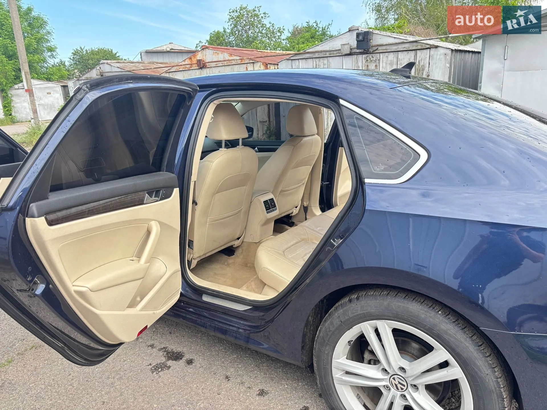2013 Volkswagen Passat - мініатюра 2