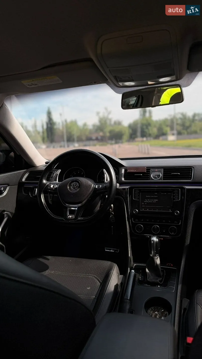 2016 Volkswagen Passat - мініатюра 10