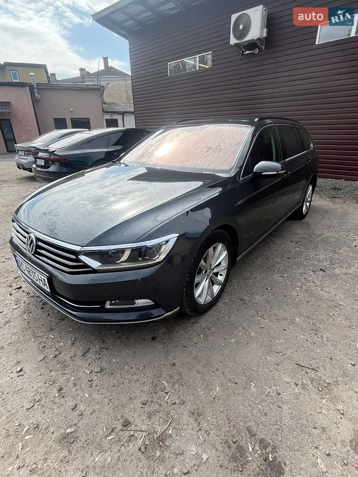 2017 Volkswagen Passat - мініатюра 20