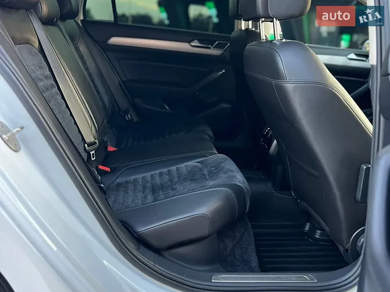 Volkswagen Passat 2015 VIN WVWZZZ3CZGE034120 фото оголошення 33 з 94