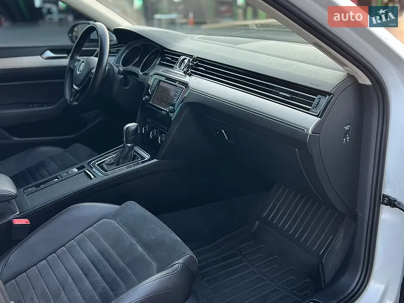 Volkswagen Passat 2015 VIN WVWZZZ3CZGE034120 фото оголошення 36 з 94