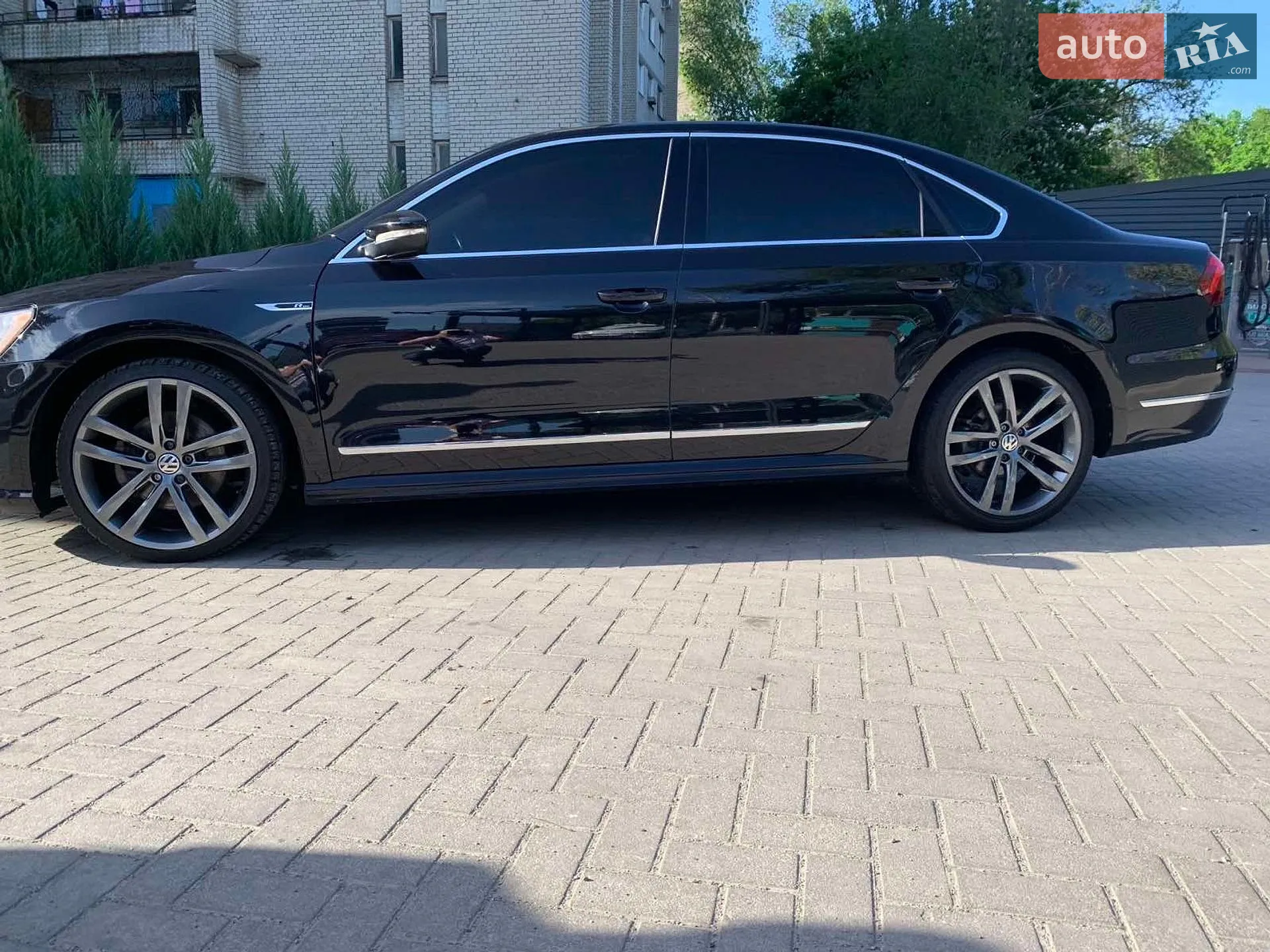 2017 Volkswagen Passat - фото 1