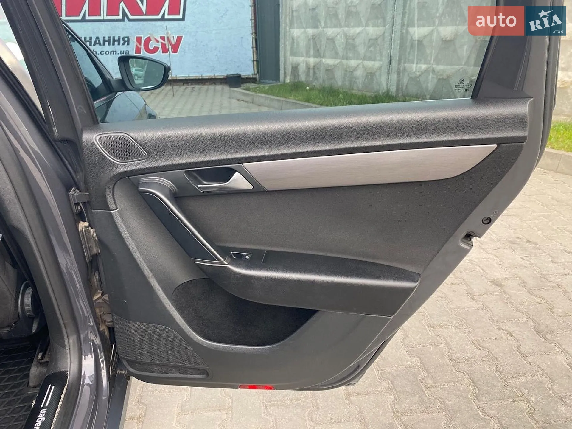 2011 Volkswagen Passat - мініатюра 11