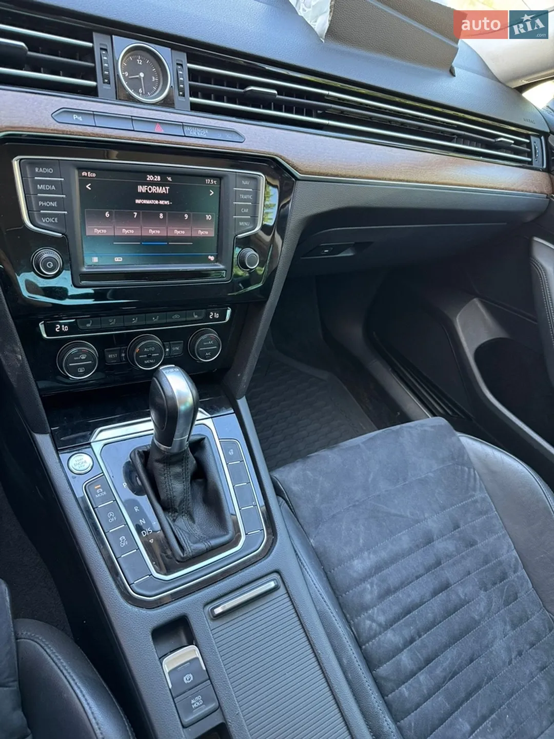 2017 Volkswagen Passat - мініатюра 36