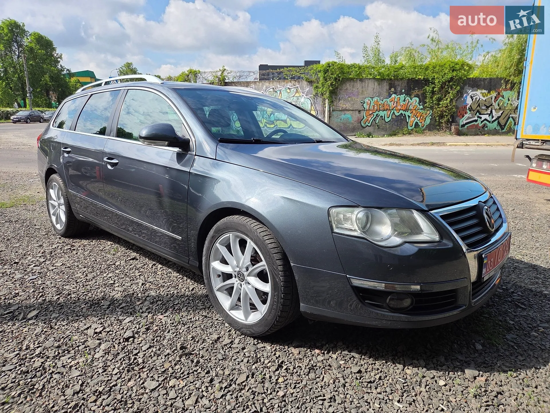 2010 Volkswagen Passat - мініатюра 3