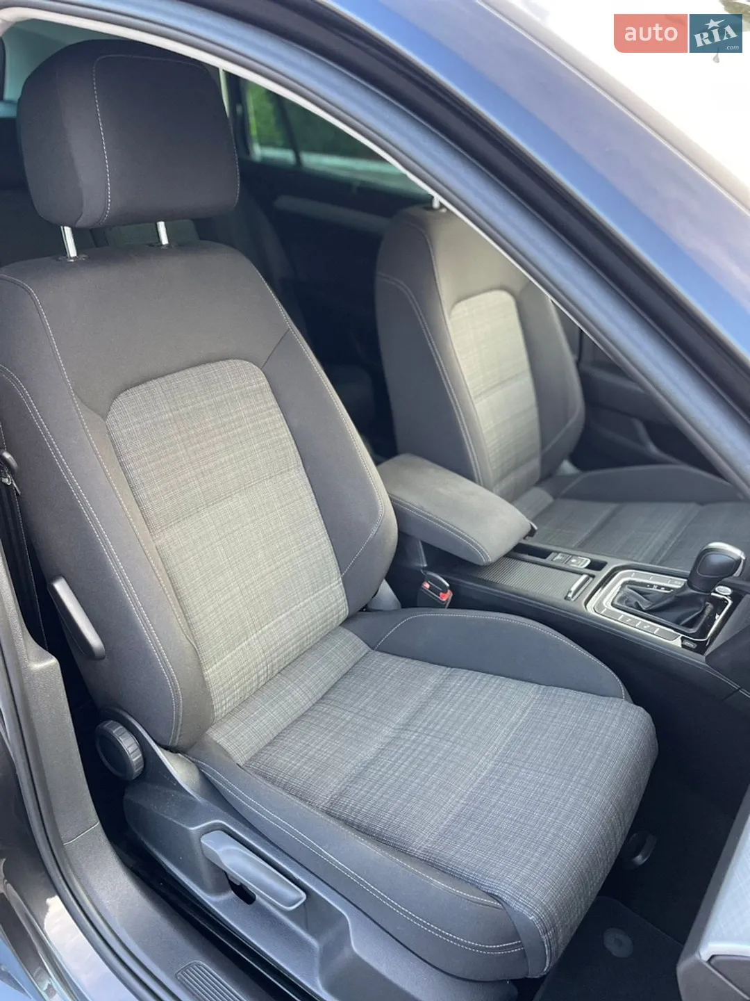 2020 Volkswagen Passat - мініатюра 25