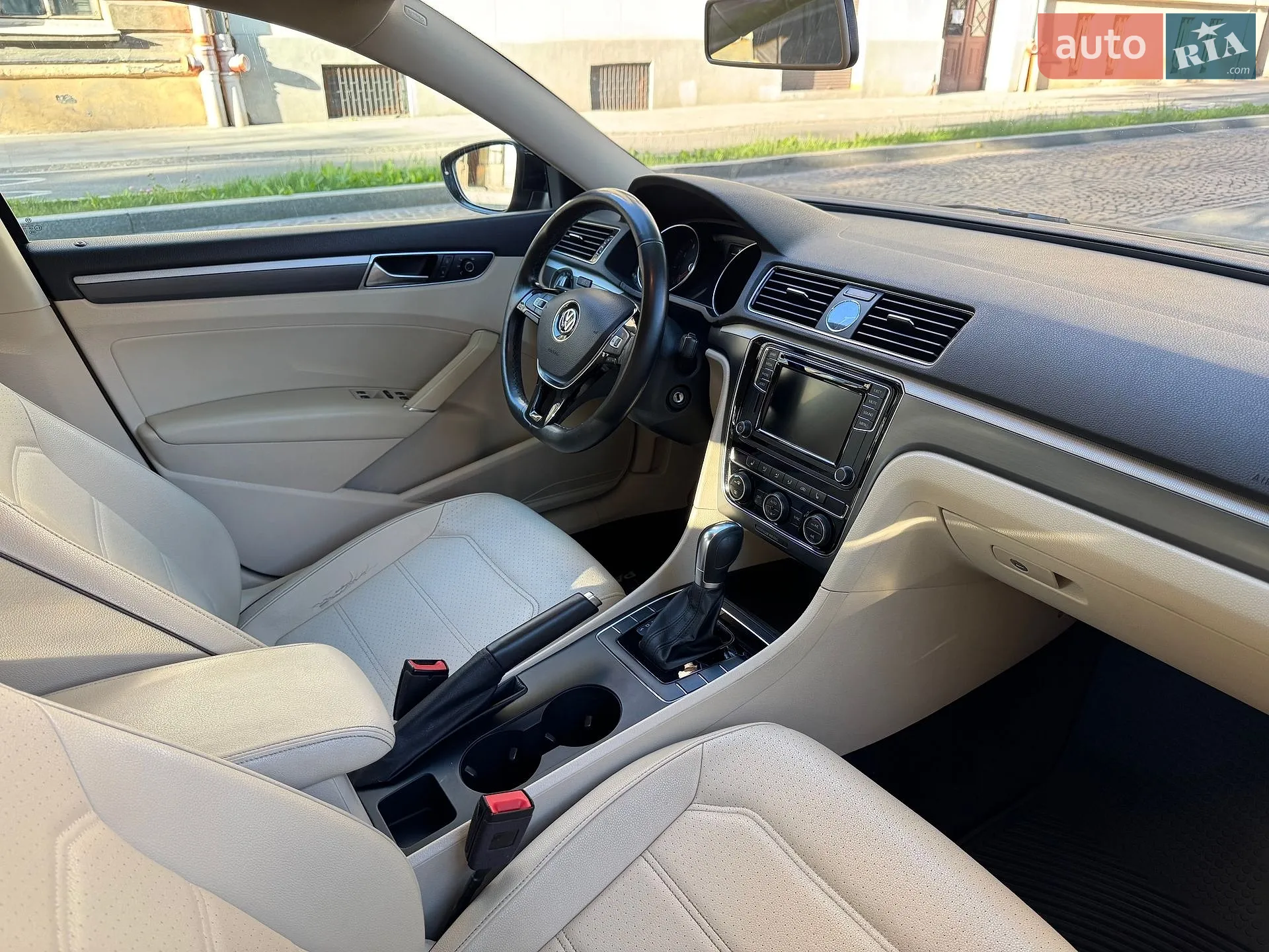 2017 Volkswagen Passat - мініатюра 14