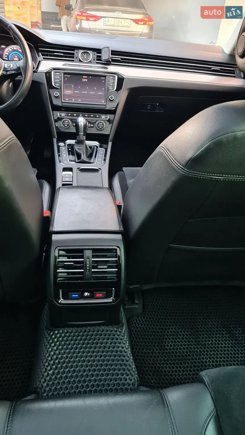 2015 Volkswagen Passat - мініатюра 10