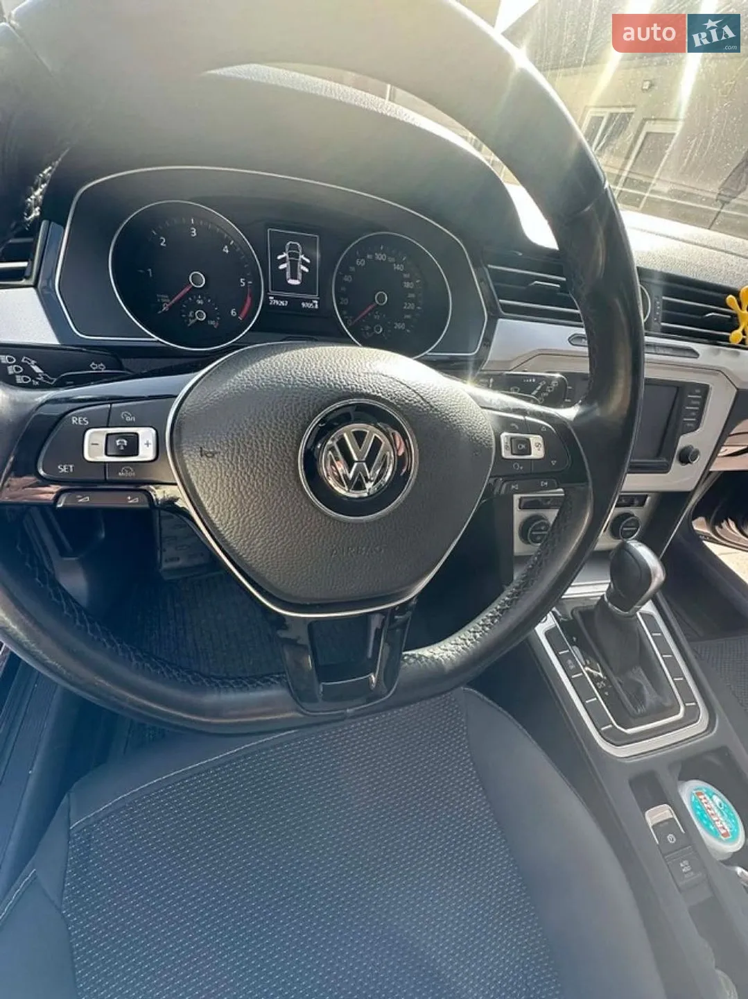 2015 Volkswagen Passat - мініатюра 5