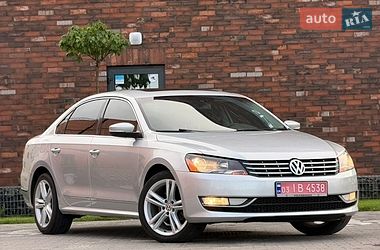 Седан Volkswagen Passat 2013 в Києві