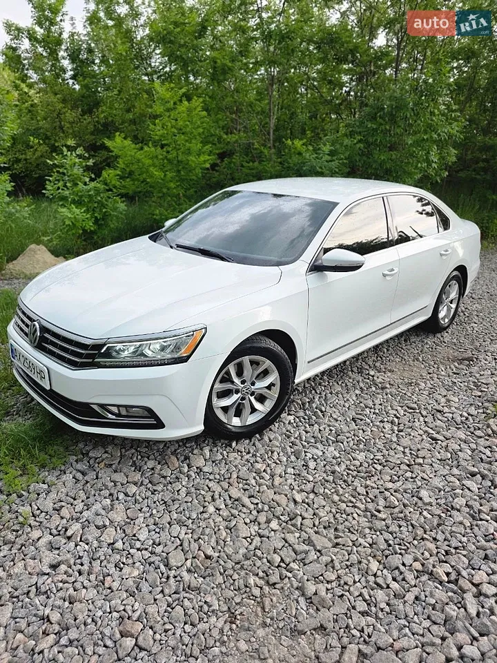 2017 Volkswagen Passat - мініатюра 19