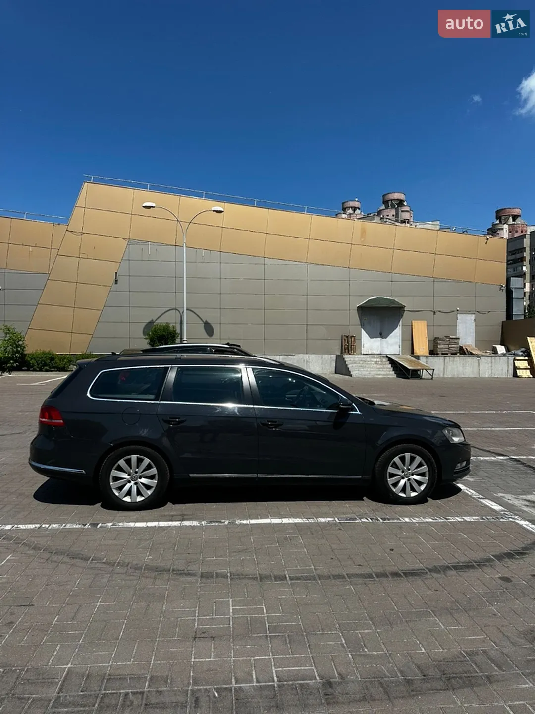 2013 Volkswagen Passat - мініатюра 3