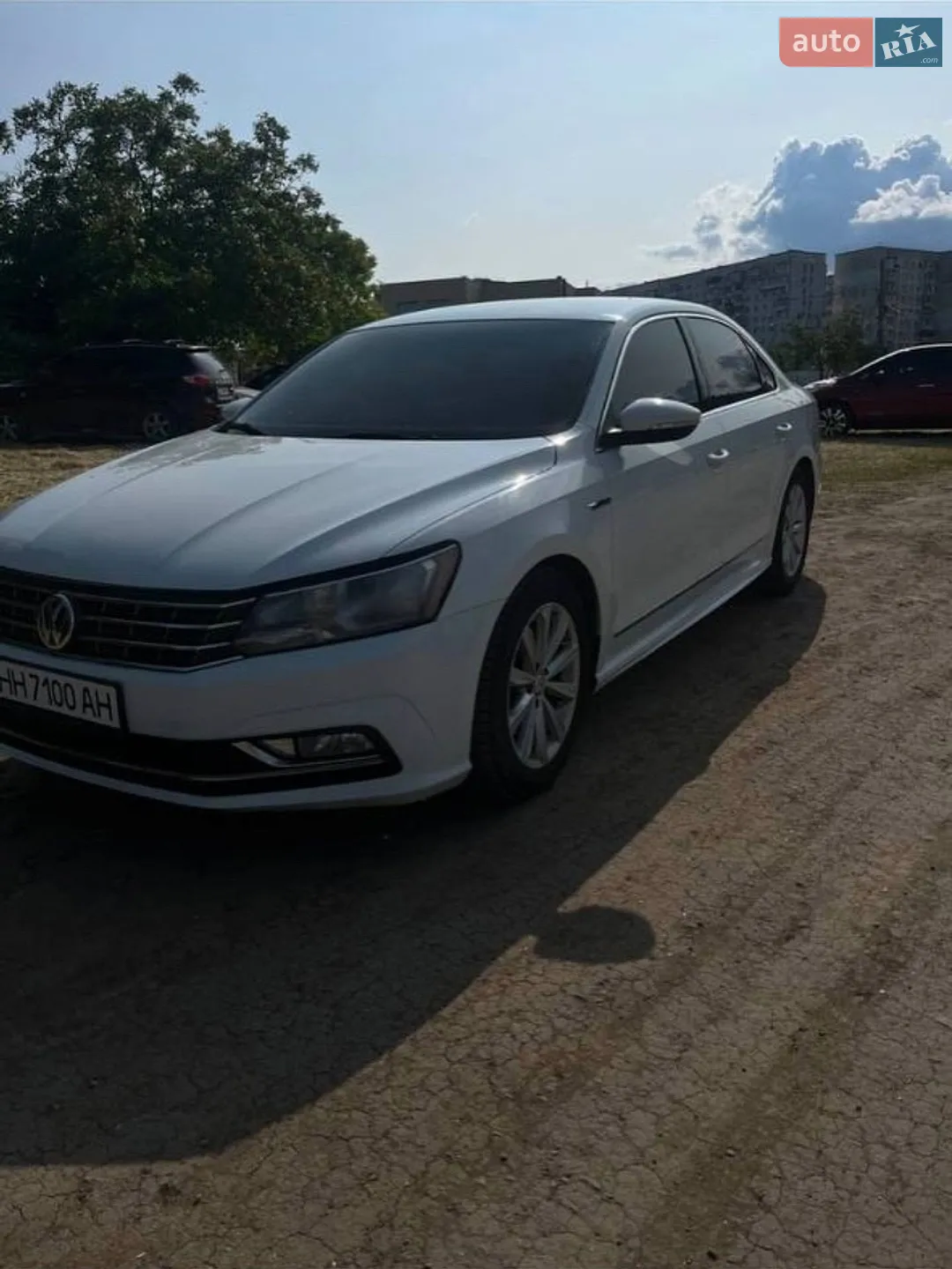 2016 Volkswagen Passat - мініатюра 2