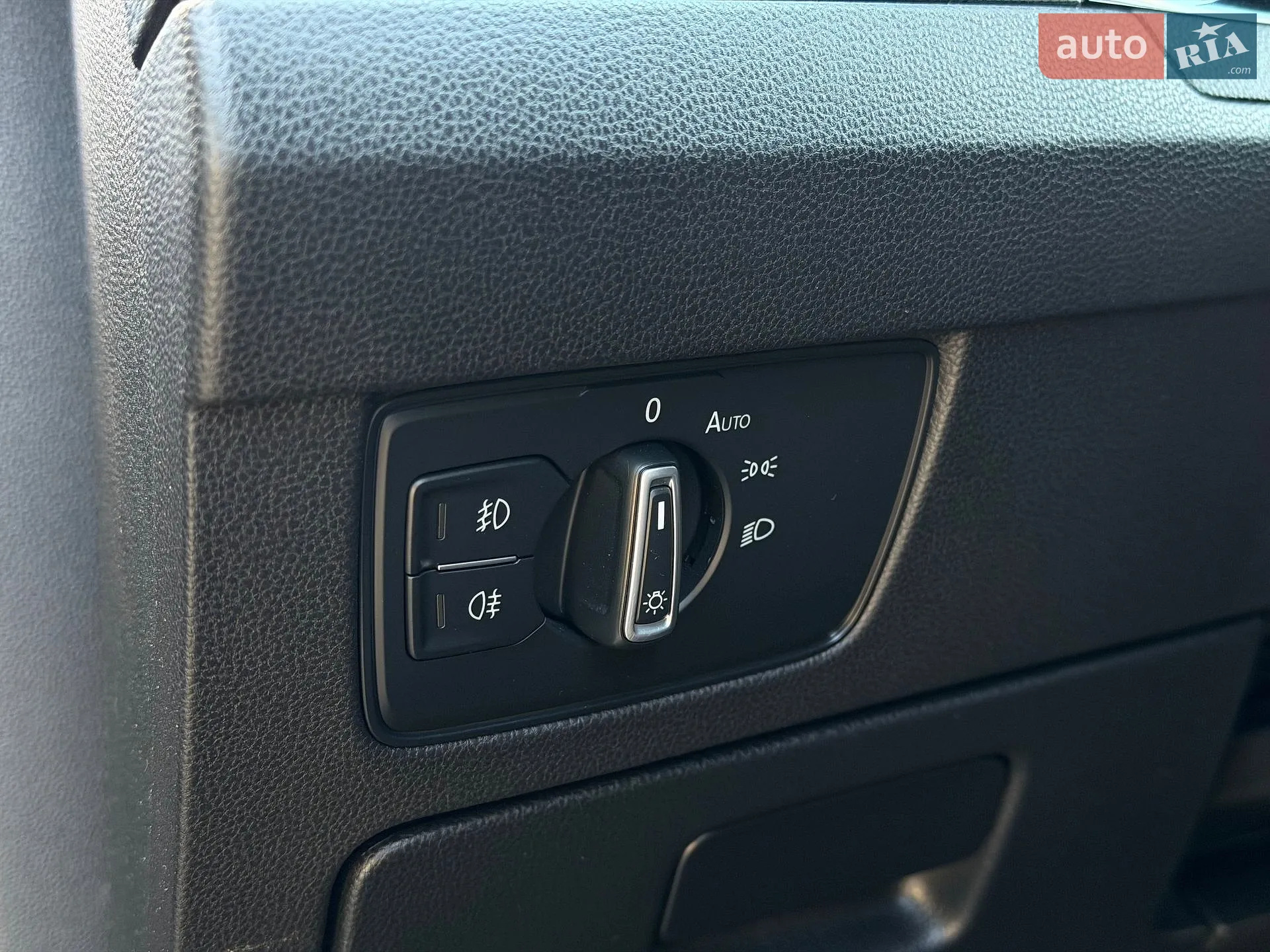 2016 Volkswagen Passat - мініатюра 40