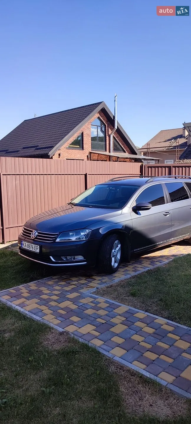 2011 Volkswagen Passat - мініатюра 3