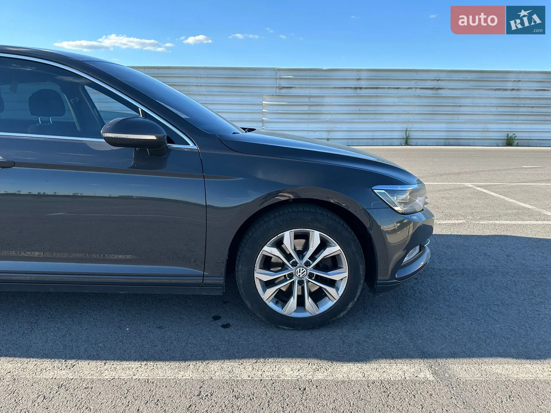 2015 Volkswagen Passat - мініатюра 9