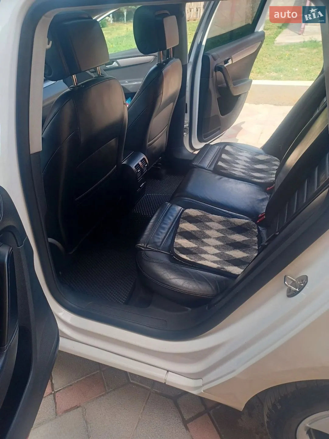 2011 Volkswagen Passat - мініатюра 21