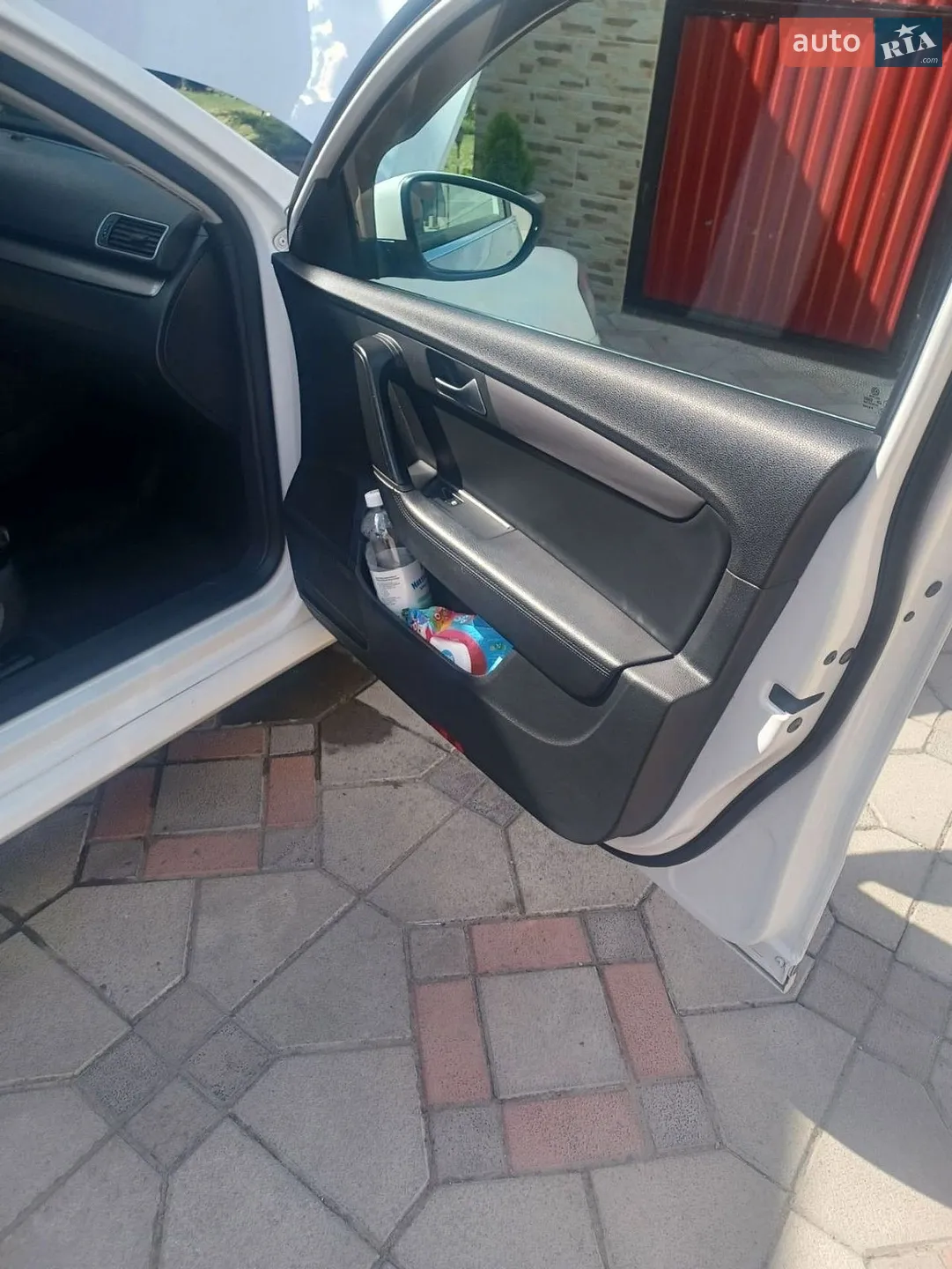 2011 Volkswagen Passat - мініатюра 32